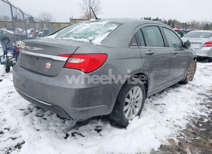 Photo 4 of 2012 Chrysler 200 TOURING (VIN 1C3CCBBB3CN125617)