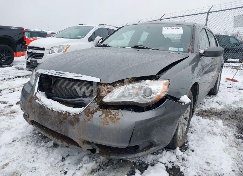 Photo 6 of 2012 Chrysler 200 TOURING (VIN 1C3CCBBB3CN125617)