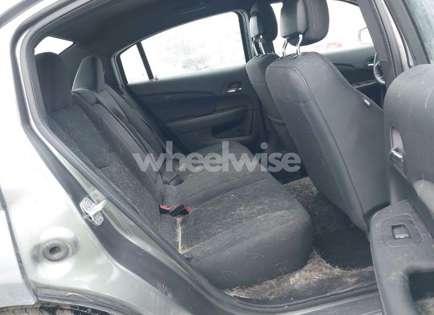 Photo 8 of 2012 Chrysler 200 TOURING (VIN 1C3CCBBB3CN125617)