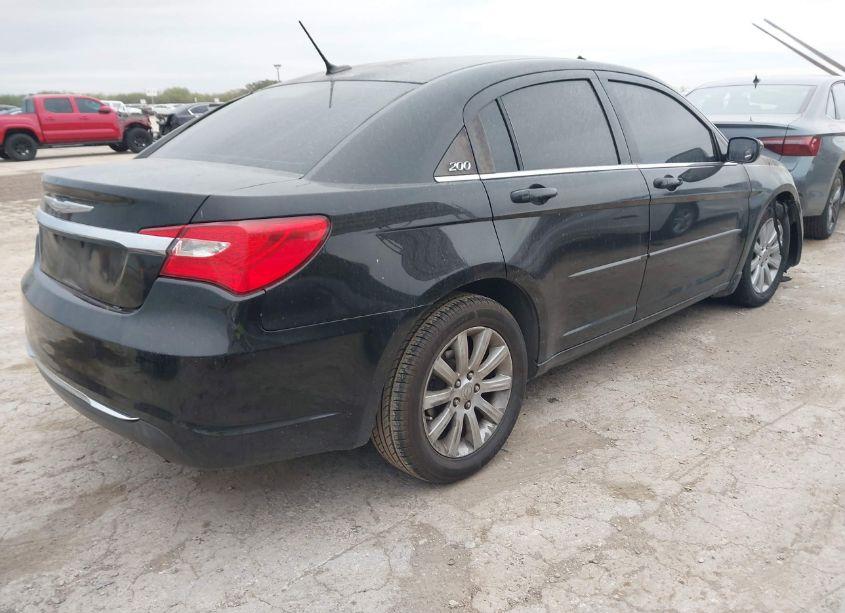 Photo 4 of 2012 Chrysler 200 TOURING (VIN 1C3CCBBB3CN154924)