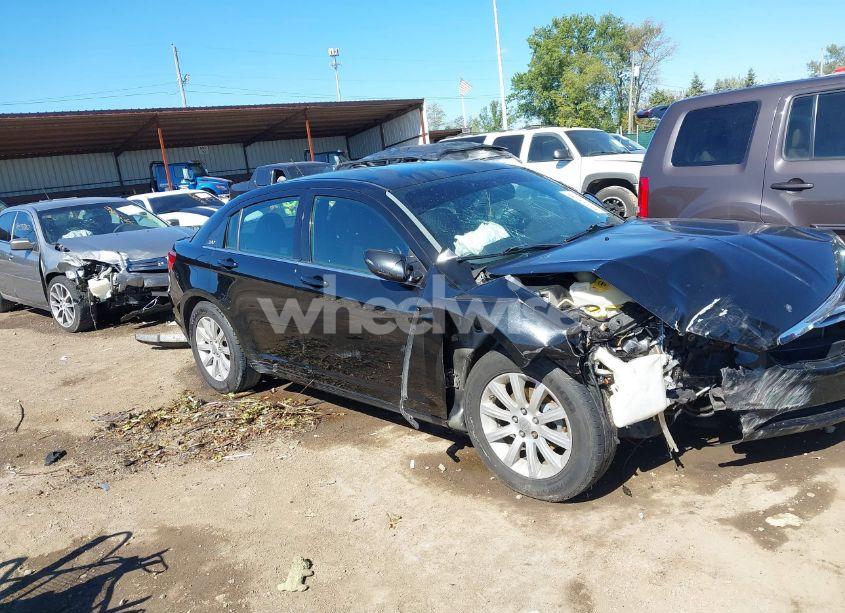 2013 Chrysler 200 TOURING (VIN 1C3CCBBB3DN568805) main photo