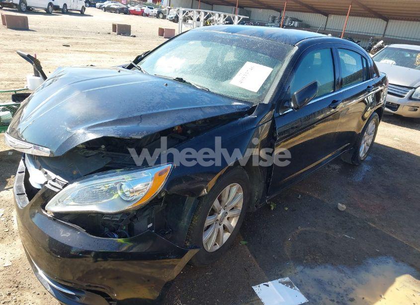 Photo 2 of 2013 Chrysler 200 TOURING (VIN 1C3CCBBB3DN568805)