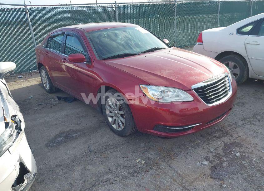 2013 Chrysler 200 TOURING (VIN 1C3CCBBB3DN596071) main photo