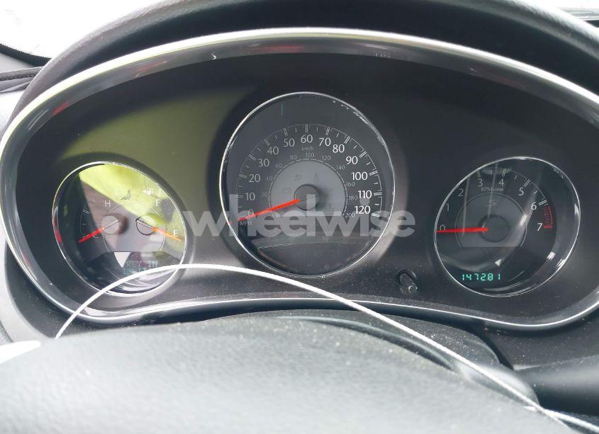 Photo 7 of 2013 Chrysler 200 TOURING (VIN 1C3CCBBB3DN736426)