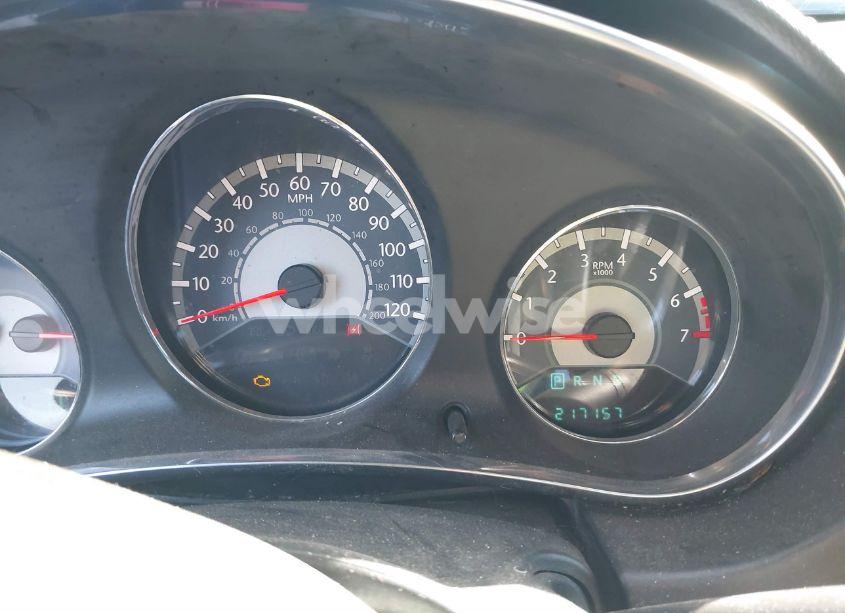 Photo 7 of 2013 Chrysler 200 TOURING (VIN 1C3CCBBB3DN737009)