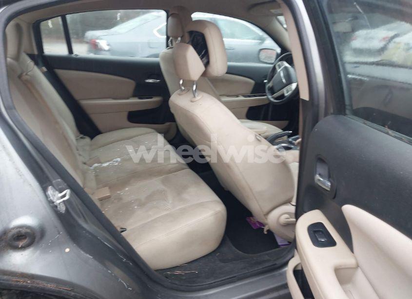 Photo 8 of 2013 Chrysler 200 TOURING (VIN 1C3CCBBB3DN765599)