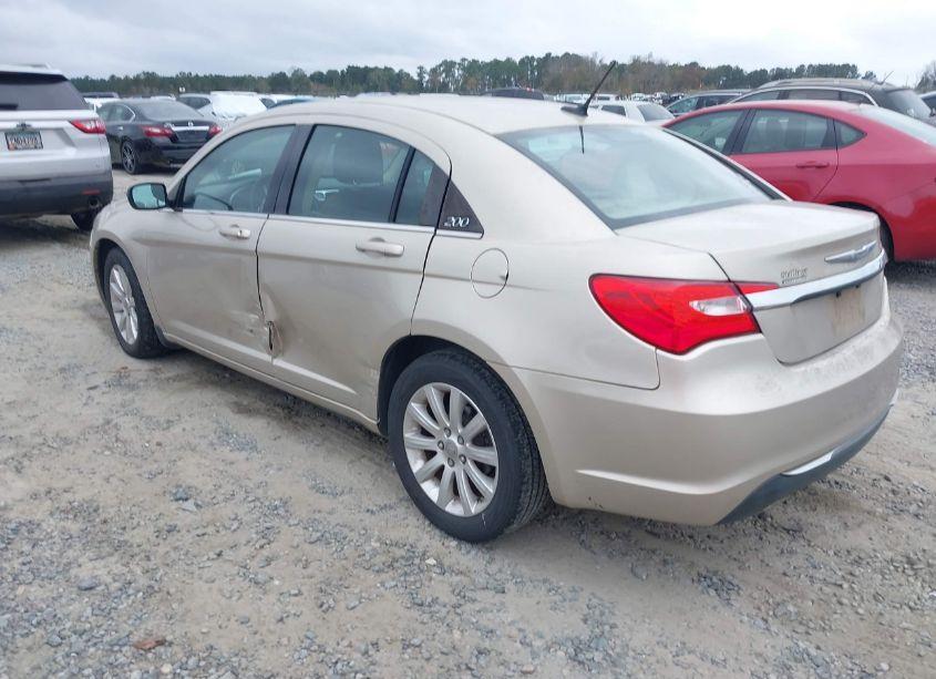 Photo 3 of 2014 Chrysler 200 TOURING (VIN 1C3CCBBB3EN158605)