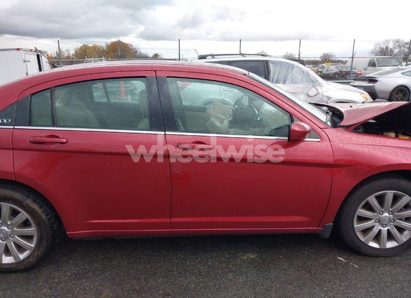 Photo 13 of 2012 Chrysler 200 TOURING (VIN 1C3CCBBB4CN119678)