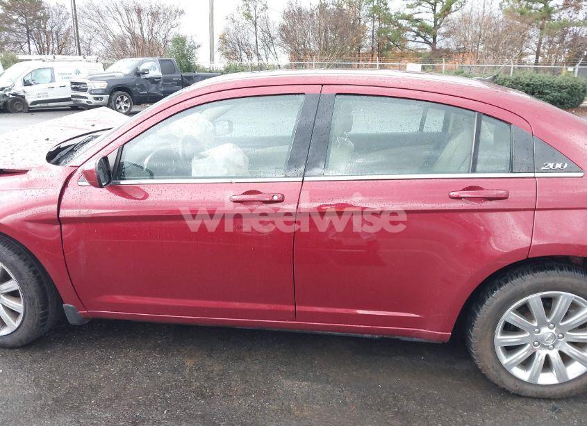 Photo 14 of 2012 Chrysler 200 TOURING (VIN 1C3CCBBB4CN119678)