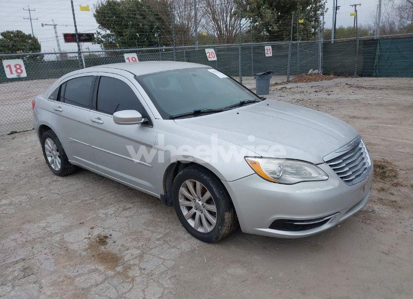 2012 Chrysler 200 TOURING (VIN 1C3CCBBB4CN155080) main photo