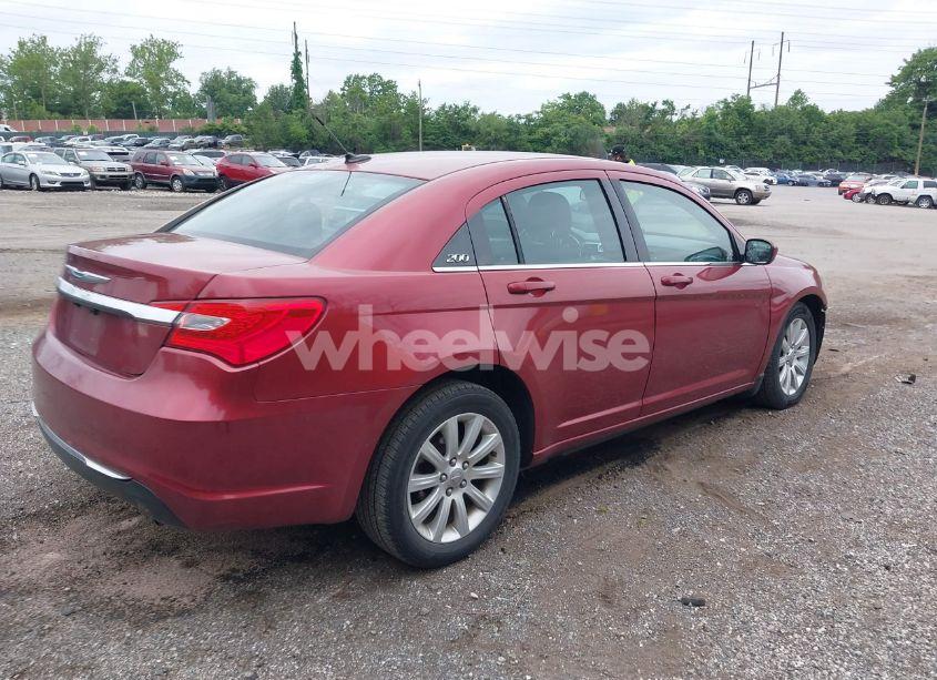 Photo 4 of 2012 Chrysler 200 TOURING (VIN 1C3CCBBB4CN299650)