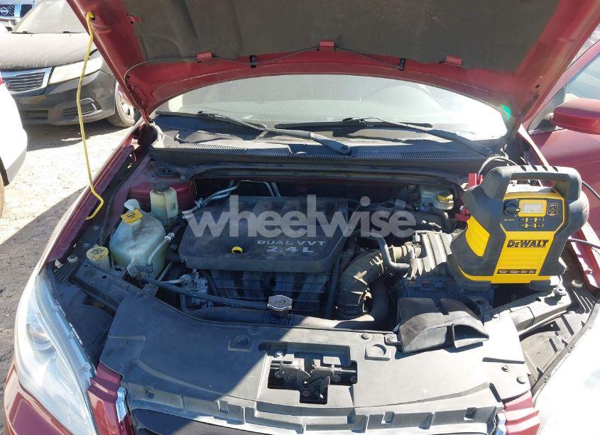 Photo 10 of 2012 Chrysler 200 TOURING (VIN 1C3CCBBB4CN302479)