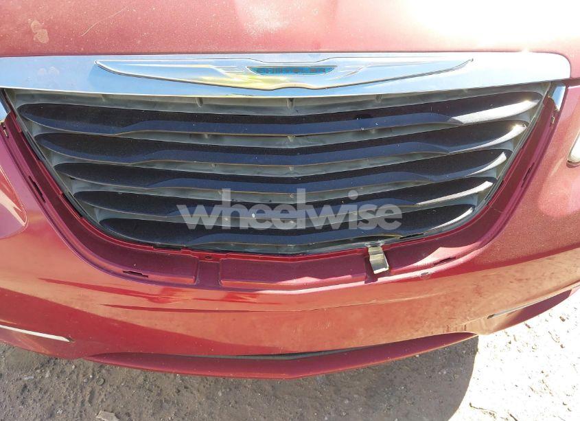 Photo 13 of 2012 Chrysler 200 TOURING (VIN 1C3CCBBB4CN302479)