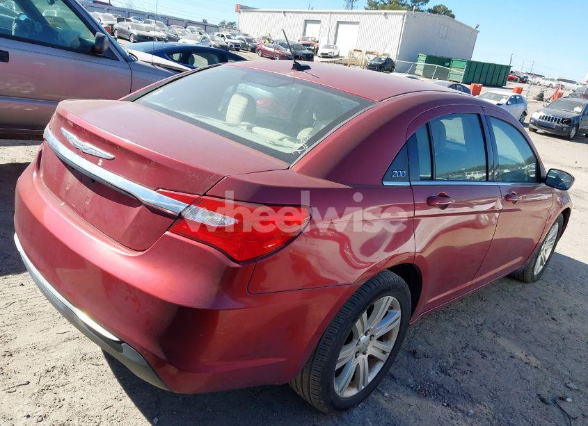 Photo 4 of 2012 Chrysler 200 TOURING (VIN 1C3CCBBB4CN302479)