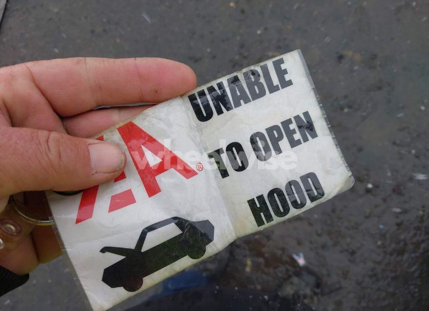 Photo 10 of 2013 Chrysler 200 TOURING (VIN 1C3CCBBB4DN539376)