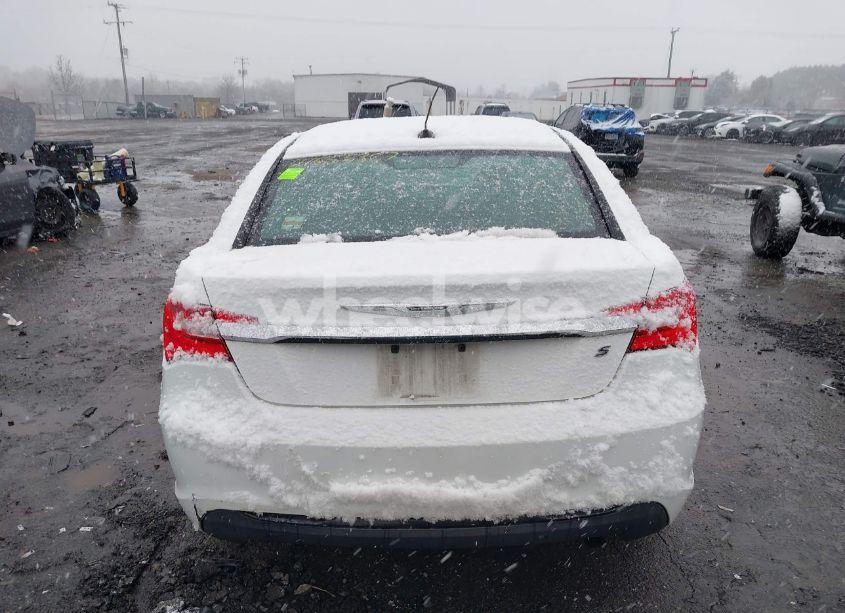 Photo 15 of 2013 Chrysler 200 TOURING (VIN 1C3CCBBB4DN539376)