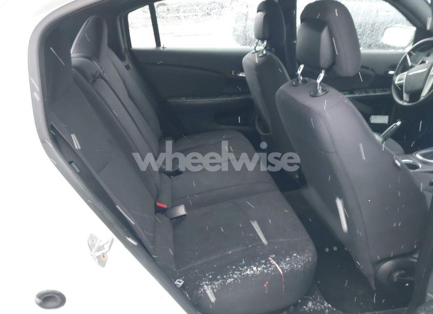 Photo 8 of 2013 Chrysler 200 TOURING (VIN 1C3CCBBB4DN539376)