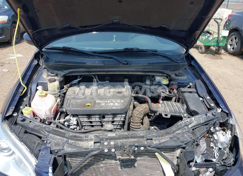 Photo 10 of 2013 Chrysler 200 TOURING (VIN 1C3CCBBB4DN550426)