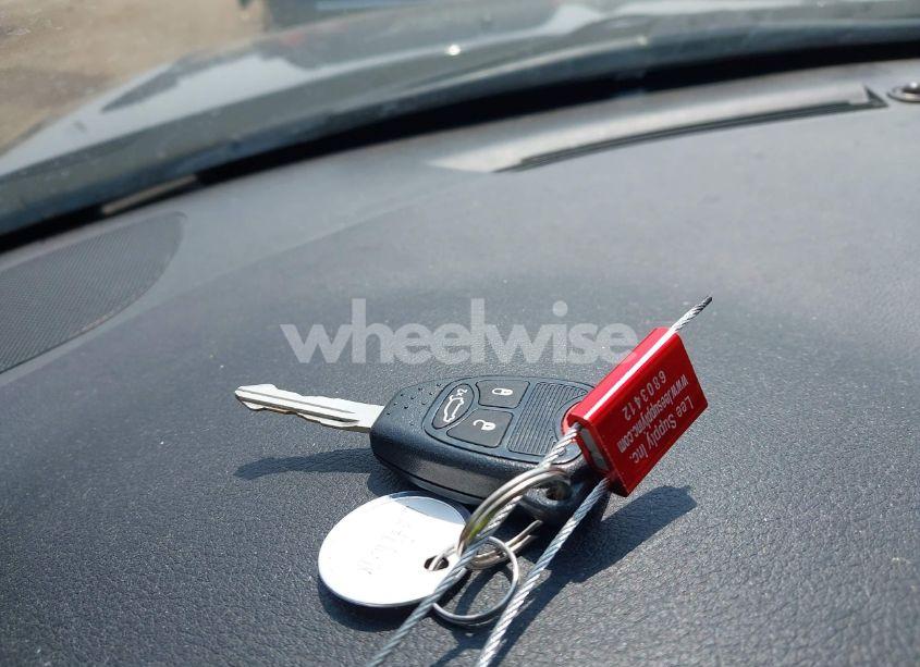 Photo 11 of 2013 Chrysler 200 TOURING (VIN 1C3CCBBB4DN550426)