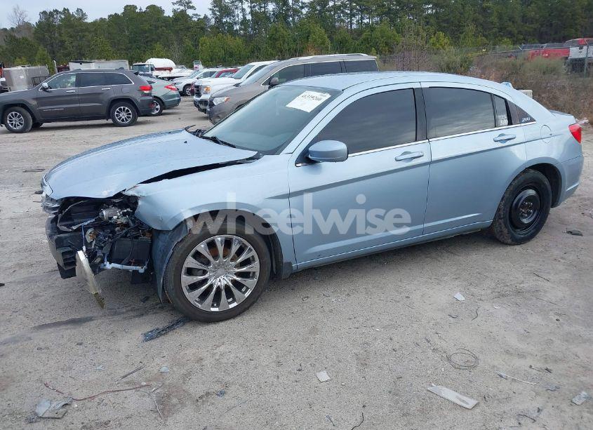 Photo 2 of 2013 Chrysler 200 TOURING (VIN 1C3CCBBB4DN573530)