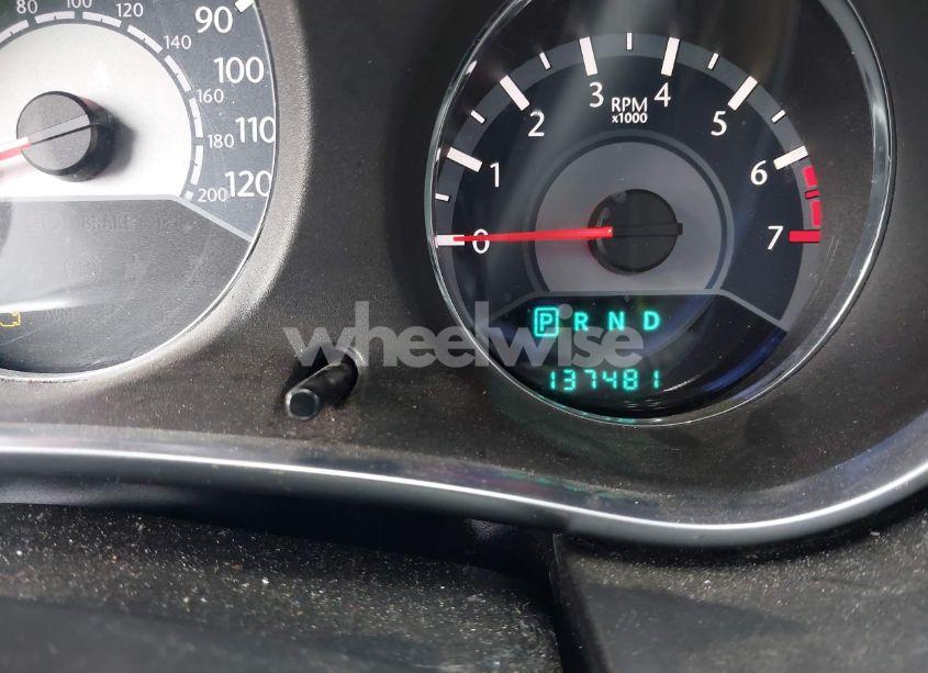 Photo 7 of 2013 Chrysler 200 TOURING (VIN 1C3CCBBB4DN573530)