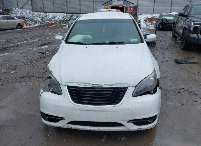 Photo 12 of 2013 Chrysler 200 TOURING (VIN 1C3CCBBB4DN579375)