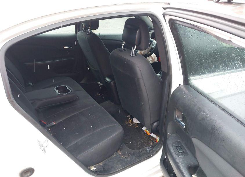 Photo 8 of 2013 Chrysler 200 TOURING (VIN 1C3CCBBB4DN579375)