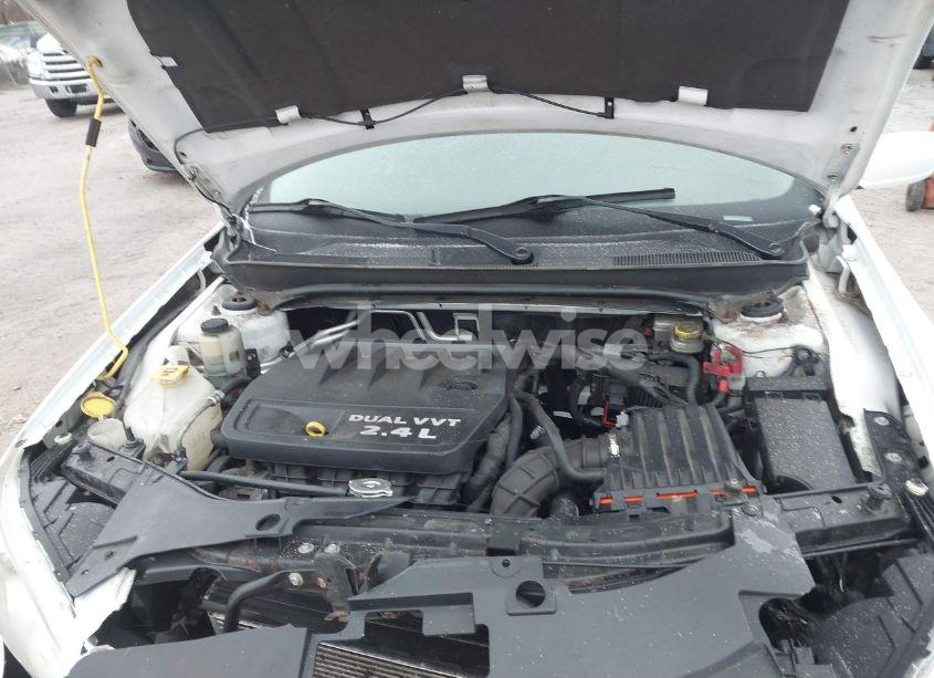 Photo 10 of 2013 Chrysler 200 TOURING (VIN 1C3CCBBB4DN654589)