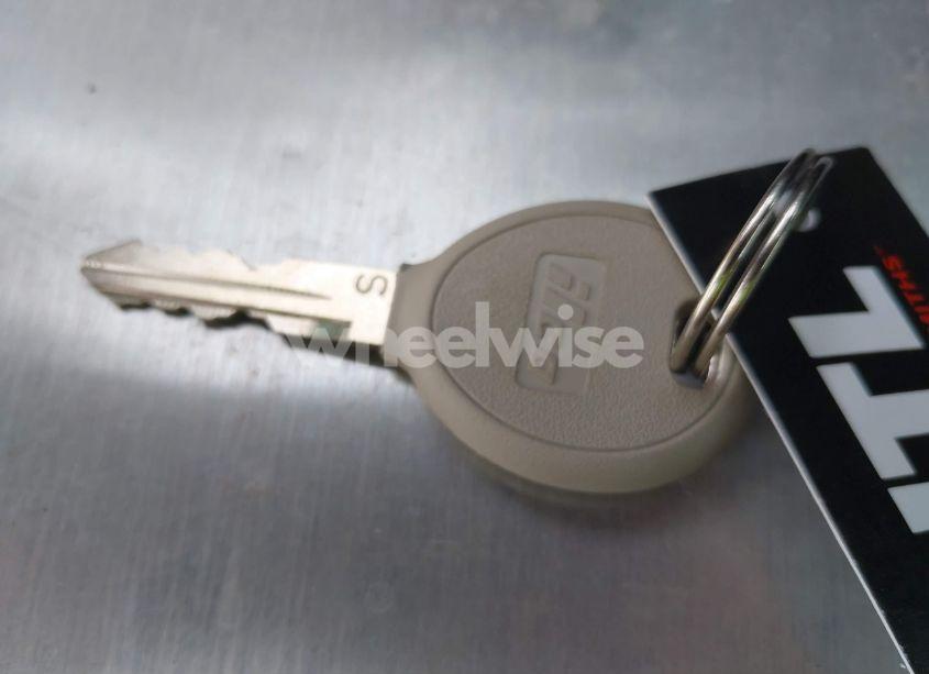 Photo 11 of 2013 Chrysler 200 TOURING (VIN 1C3CCBBB4DN655516)