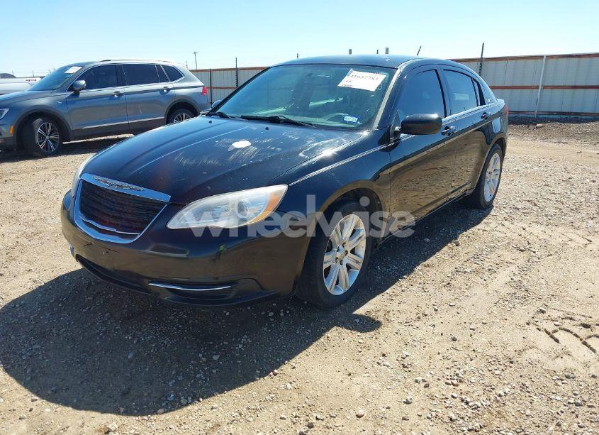 Photo 2 of 2013 Chrysler 200 TOURING (VIN 1C3CCBBB4DN655516)
