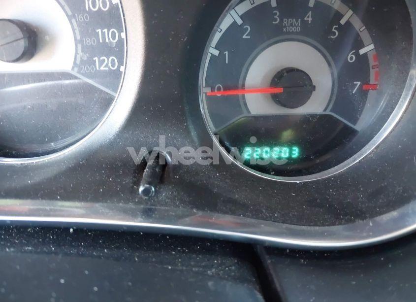 Photo 7 of 2013 Chrysler 200 TOURING (VIN 1C3CCBBB4DN655516)