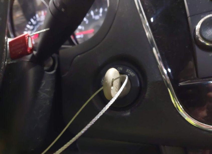 Photo 11 of 2013 Chrysler 200 TOURING (VIN 1C3CCBBB4DN655869)