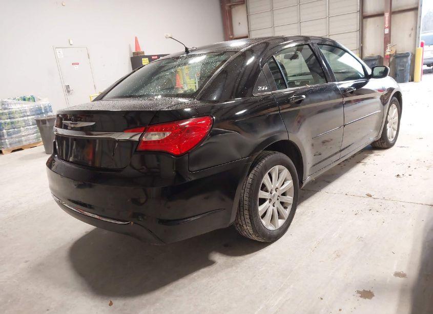 Photo 4 of 2013 Chrysler 200 TOURING (VIN 1C3CCBBB4DN655869)