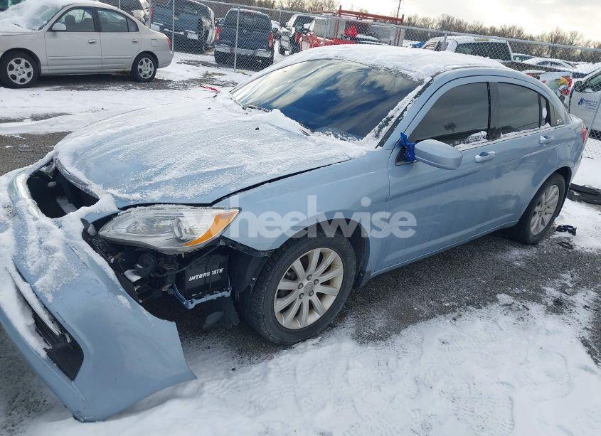 Photo 2 of 2013 Chrysler 200 TOURING (VIN 1C3CCBBB4DN656892)