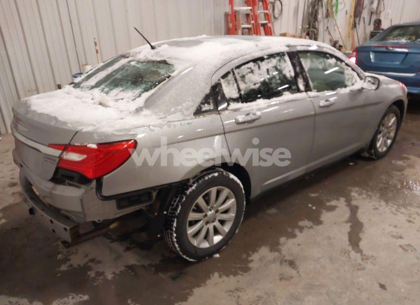 Photo 4 of 2013 Chrysler 200 TOURING (VIN 1C3CCBBB4DN684644)