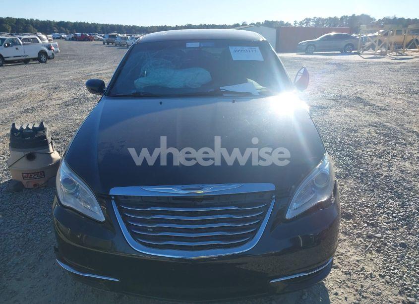 Photo 12 of 2013 Chrysler 200 TOURING (VIN 1C3CCBBB4DN724057)