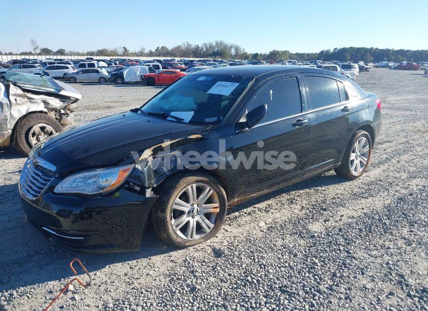 Photo 2 of 2013 Chrysler 200 TOURING (VIN 1C3CCBBB4DN724057)