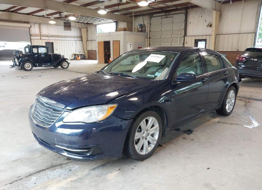 Photo 2 of 2014 Chrysler 200 TOURING (VIN 1C3CCBBB4EN137519)