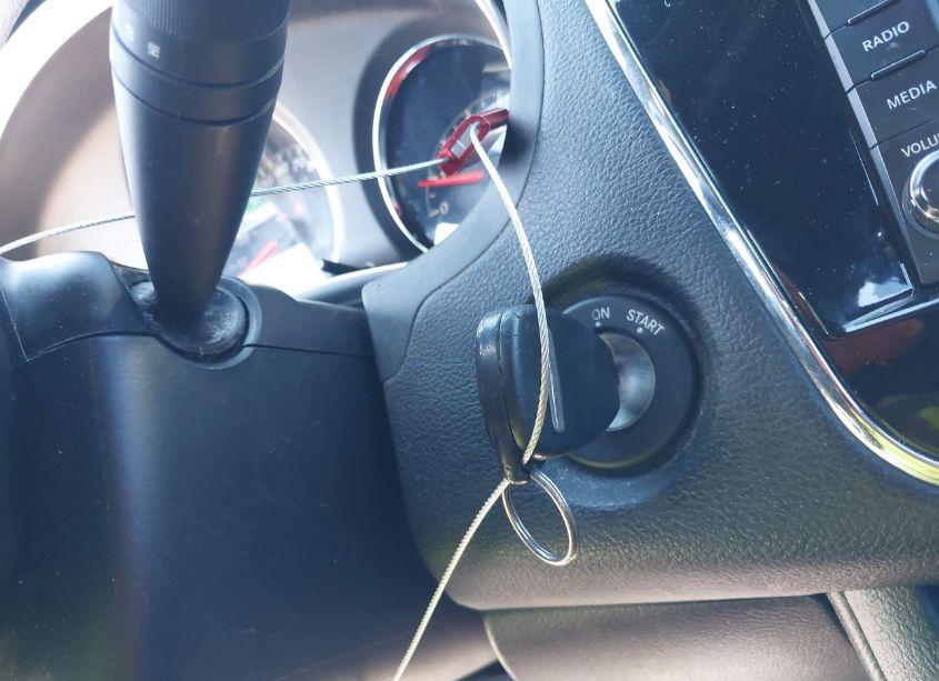 Photo 11 of 2014 Chrysler 200 TOURING (VIN 1C3CCBBB4EN172092)