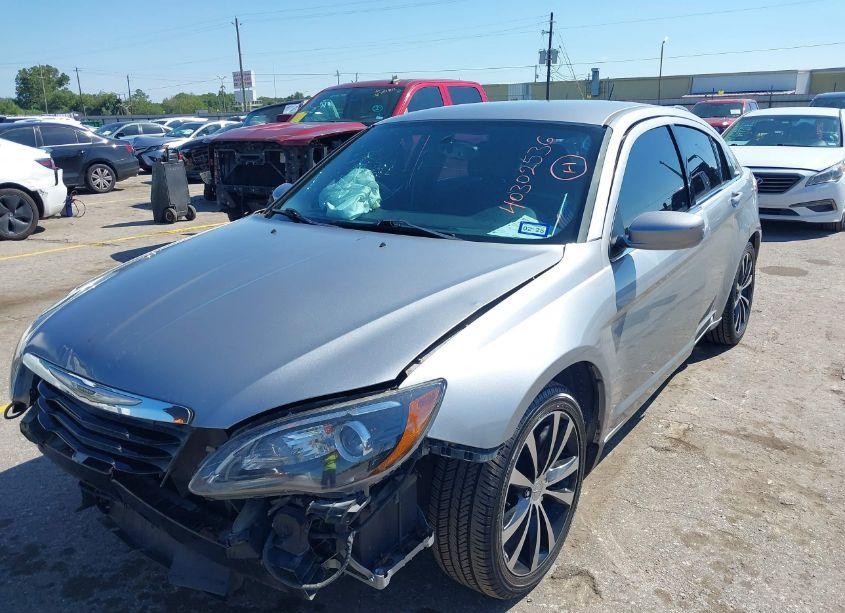 Photo 2 of 2014 Chrysler 200 TOURING (VIN 1C3CCBBB4EN172092)