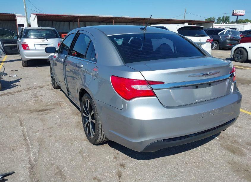 Photo 3 of 2014 Chrysler 200 TOURING (VIN 1C3CCBBB4EN172092)