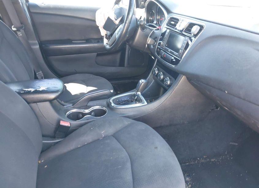 Photo 5 of 2014 Chrysler 200 TOURING (VIN 1C3CCBBB4EN172092)