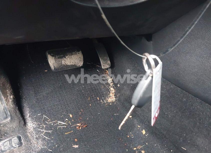 Photo 11 of 2012 Chrysler 200 TOURING (VIN 1C3CCBBB5CN126770)