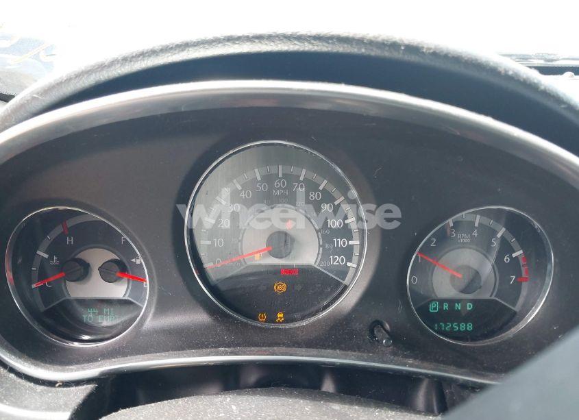 Photo 7 of 2012 Chrysler 200 TOURING (VIN 1C3CCBBB5CN146341)