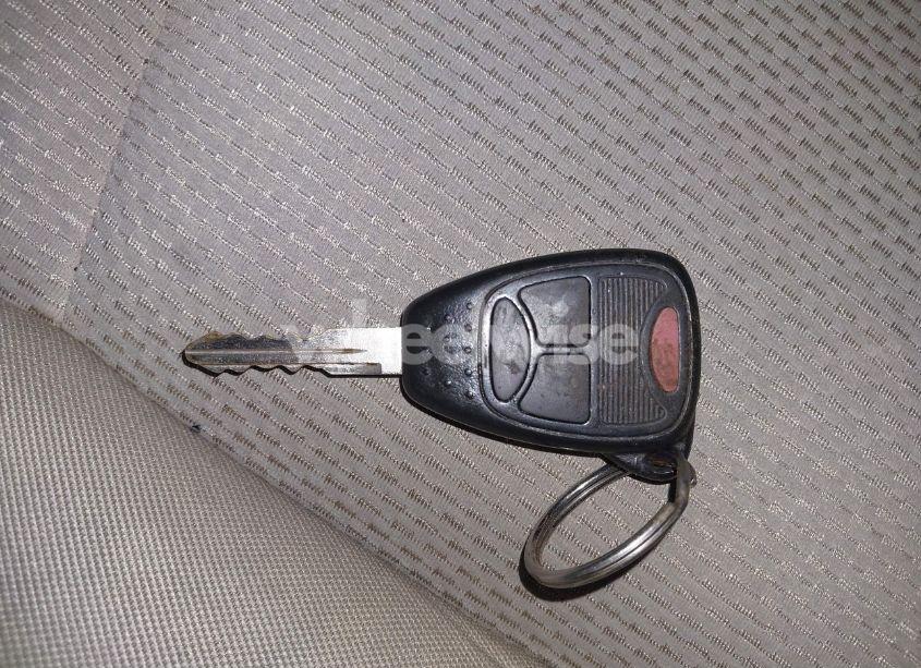 Photo 11 of 2012 Chrysler 200 TOURING (VIN 1C3CCBBB5CN180666)