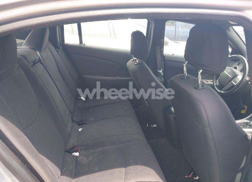 Photo 8 of 2013 Chrysler 200 TOURING (VIN 1C3CCBBB5DN512686)