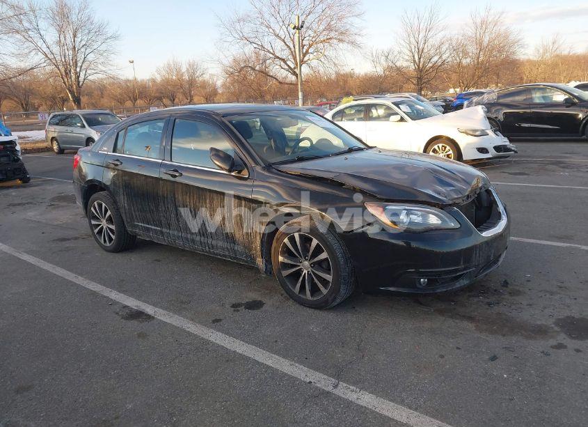 2013 Chrysler 200 TOURING (VIN 1C3CCBBB5DN542142) main photo