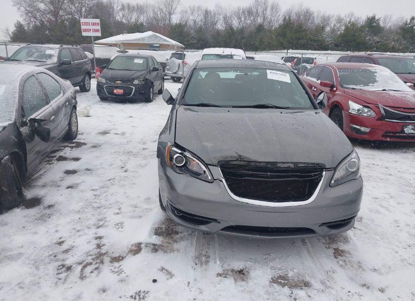 2013 Chrysler 200 TOURING (VIN 1C3CCBBB5DN605532) main photo
