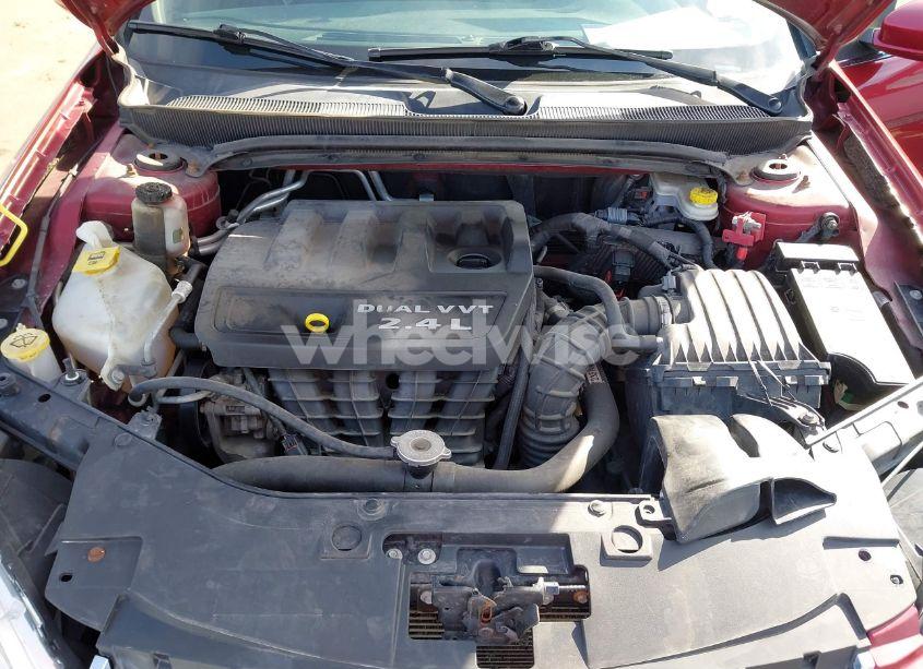 Photo 10 of 2013 Chrysler 200 TOURING (VIN 1C3CCBBB5DN655332)