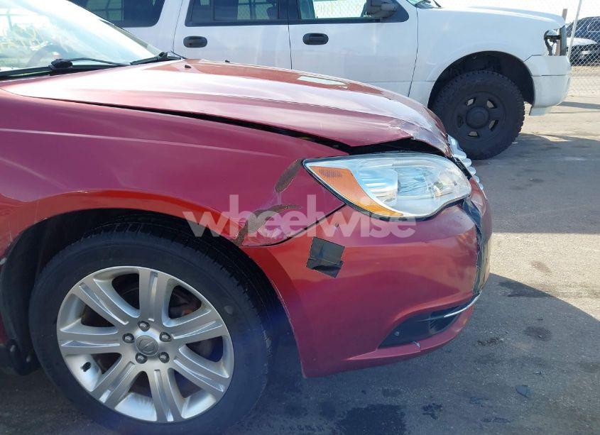 Photo 12 of 2013 Chrysler 200 TOURING (VIN 1C3CCBBB5DN655332)